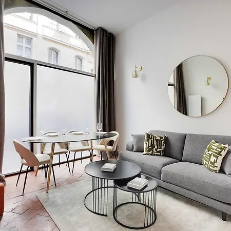 Magnifique Appt Avec 2 Salons- 1bd-6p - Notre-dame